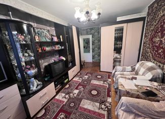 3-ком. квартира на продажу, 58 м2, Ломоносов, Александровская улица, 45