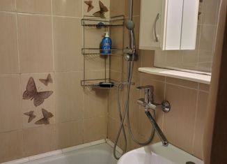 Продается 2-комнатная квартира, 55.7 м2, Псков, Звёздная улица, 21