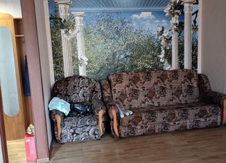 Сдам в аренду 2-комнатную квартиру, 45 м2, Междуреченск, проспект 50 лет Комсомола, 1