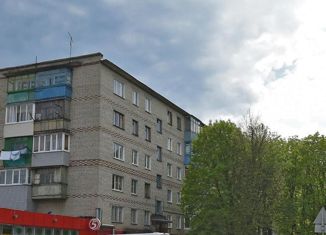 Продам 1-комнатную квартиру, 30 м2, Губкин, улица Раевского, 17