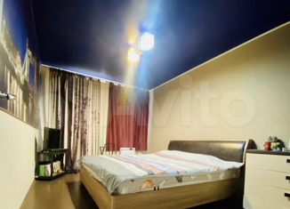 Сдача в аренду двухкомнатной квартиры, 58.2 м2, Салехард, Арктическая улица, 12