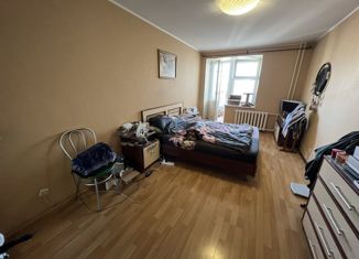 Продам 2-комнатную квартиру, 76 м2, Нижний Новгород, улица Невзоровых, 47, улица Невзоровых