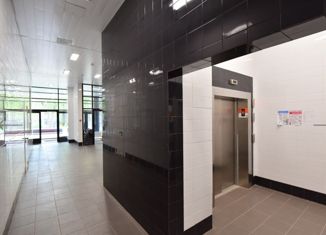 Продаю 3-ком. квартиру, 80.1 м2, Москва, улица Кубинка, 18/2, улица Кубинка