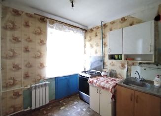 Продаю 2-ком. квартиру, 39 м2, Белгородская область, Комсомольская улица, 47