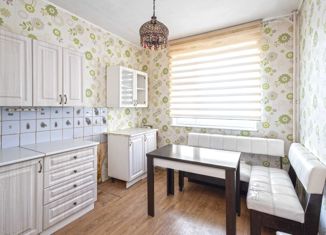 Продаю 2-ком. квартиру, 53.4 м2, Москва, улица Раменки, 25к2, улица Раменки