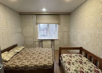 Сдам 3-комнатную квартиру, 68 м2, Лебедянь, улица Советской Армии, 1