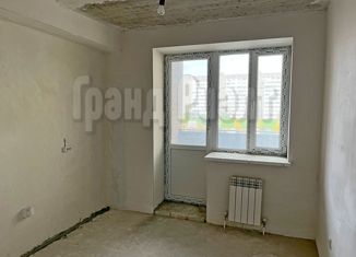 Продажа 2-комнатной квартиры, 67 м2, Невинномысск, улица Калинина, 161А