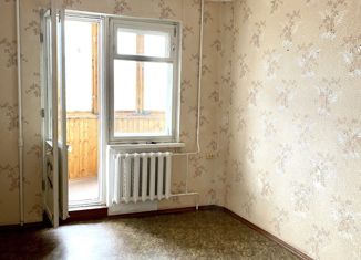 Продам 2-комнатную квартиру, 51 м2, Волгоградская область, улица 8-й Воздушной Армии, 45