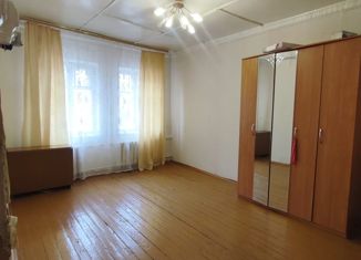 Продам комнату, 18 м2, Екатеринбург, улица Лобкова, 76, улица Лобкова