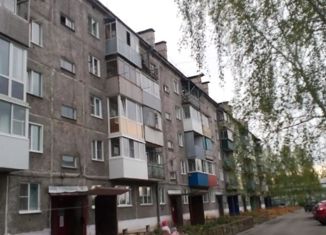 Продажа 4-комнатной квартиры, 61.2 м2, Мыски, улица Максима Горького, 38