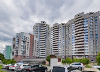 Продам машиноместо, 40 м2, Екатеринбург, улица Юлиуса Фучика, 5, метро Ботаническая