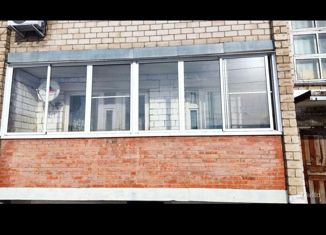 Продается 3-ком. квартира, 68.5 м2, поселок городского типа Шушенское, 5-й микрорайон, 4