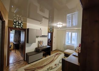 Продам трехкомнатную квартиру, 49.5 м2, Омская область, улица Перелёта, 4