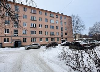 Продается двухкомнатная квартира, 41.6 м2, Петрозаводск, улица Володарского, 45, район Голиковка