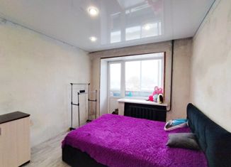 Продам 4-комнатную квартиру, 60 м2, Пермь, улица Генерала Черняховского, 35, Орджоникидзевский район