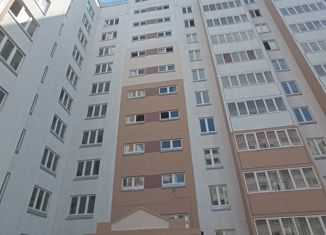 Продаю трехкомнатную квартиру, 86 м2, Омск, ЖК Регата, улица Леонида Маслова, 1