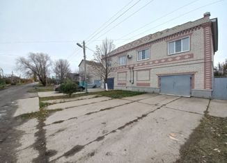 Продаю таунхаус, 204.3 м2, Балашов, Республиканская улица, 68