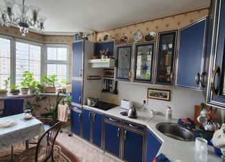 Продажа 2-ком. квартиры, 59 м2, Москва, улица Богданова, 12к1, улица Богданова