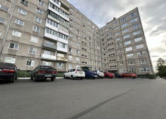 Продаю 2-ком. квартиру, 50 м2, поселок городского типа Мурмаши, Советская улица, 31