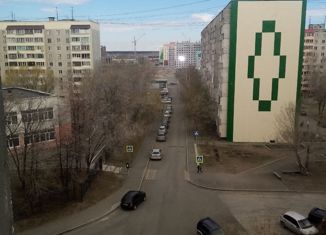 Продам комнату, 92 м2, Курган, 6-й микрорайон, 4, жилой район Заозёрный