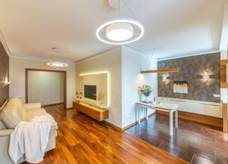 Продается 3-ком. квартира, 86.4 м2, Санкт-Петербург, проспект Большевиков, 11к2, метро Улица Дыбенко