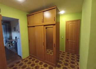 Продаю трехкомнатную квартиру, 58.5 м2, Бокситогорск, улица Павлова, 7