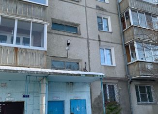 Продам трехкомнатную квартиру, 63.9 м2, Иркутская область, 32-й микрорайон, 3
