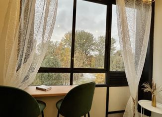Продам трехкомнатную квартиру, 80 м2, Санкт-Петербург, Студенческая улица, 14к2, Студенческая улица