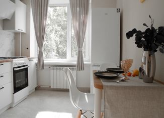 Продаю 3-ком. квартиру, 58.5 м2, Санкт-Петербург, Сиреневый бульвар, 16к1, метро Проспект Просвещения