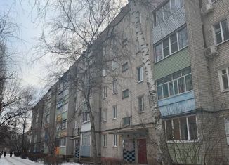 Продаю 3-комнатную квартиру, 60 м2, город Семилуки, улица Дзержинского, 18