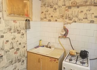 Продажа 2-комнатной квартиры, 42 м2, Энгельс, 2-й микрорайон, 31