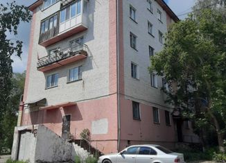 Продается 3-комнатная квартира, 59 м2, Гурьевск, Коммунистическая улица, 16