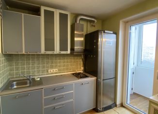 Продажа двухкомнатной квартиры, 38.5 м2, Москва, улица Пырьева, 9, улица Пырьева