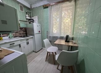 Продается 3-комнатная квартира, 59.7 м2, Севастополь, улица Гоголя, 40
