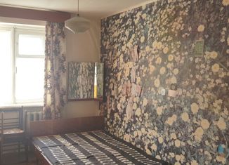 Продаю трехкомнатную квартиру, 61.3 м2, Североуральск, улица Свердлова, 40