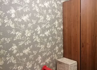 Продаю 4-комнатную квартиру, 71.2 м2, поселок Светлый, поселок Светлый, 6