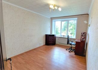 Продам двухкомнатную квартиру, 43 м2, посёлок городского типа Ульяновка, Ульяновское шоссе, 8А