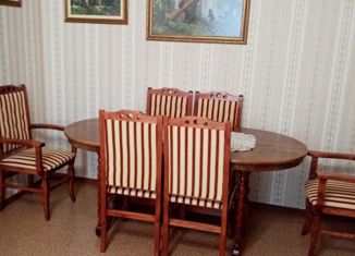 Продам 3-комнатную квартиру, 58.8 м2, Елабуга, проспект Мира, 14