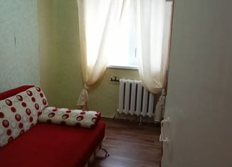 Четырехкомнатная квартира на продажу, 59.3 м2, Лениногорск, проспект Шашина, 4