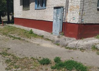 Продаю 1-ком. квартиру, 31.8 м2, Брянск, улица Клары Цеткин, 25, Володарский район