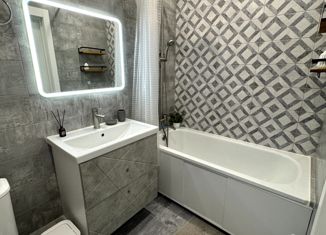 Продается 1-комнатная квартира, 42 м2, Чебоксары, Ярмарочная улица, 19к1, ЖК Серебряные Ключи