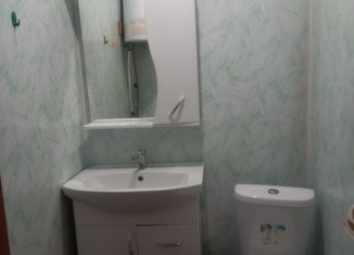 Продам двухкомнатную квартиру, 54.4 м2, село Киргиз-Мияки, улица Салавата Юлаева, 24