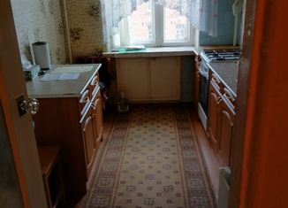 Продам 2-ком. квартиру, 50.6 м2, Котовск, Колхозная улица, 2А