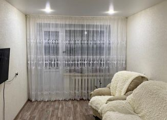 Продажа двухкомнатной квартиры, 43 м2, Менделеевск, улица Ушковых, 13