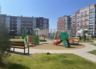 Продаю двухкомнатную квартиру, 71.7 м2, посёлок Путёвка, микрорайон Мегаполис-парк, 16к4