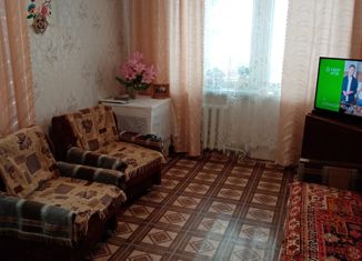 Продам 2-комнатную квартиру, 46.5 м2, поселок Комсомольский, Молодёжная улица, 1
