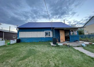 Дом на продажу, 100 м2, село Сунтар, улица Петровой, 13