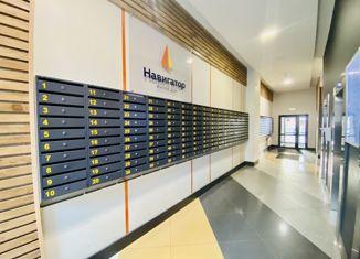 Продам 1-ком. квартиру, 36 м2, Екатеринбург, Миасская улица, 12, Миасская улица
