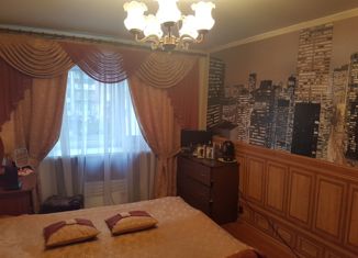 Продаю 2-комнатную квартиру, 48.3 м2, Мурманск, улица Радищева, 16
