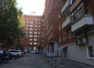 Продажа 3-комнатной квартиры, 55 м2, Ижевск, улица Карла Маркса, 393, жилой район Север